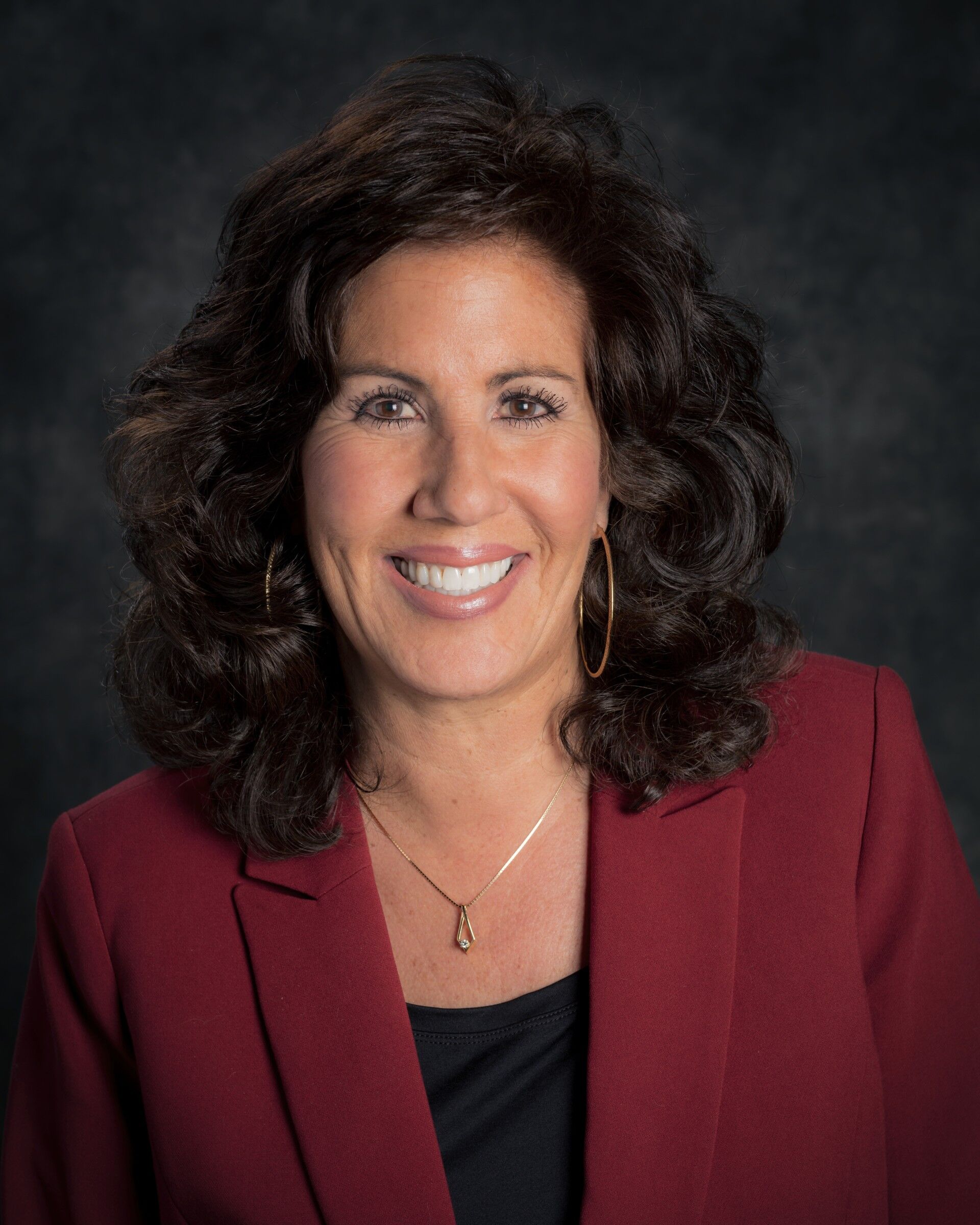 Longest tenured city manager retires from Lakewood