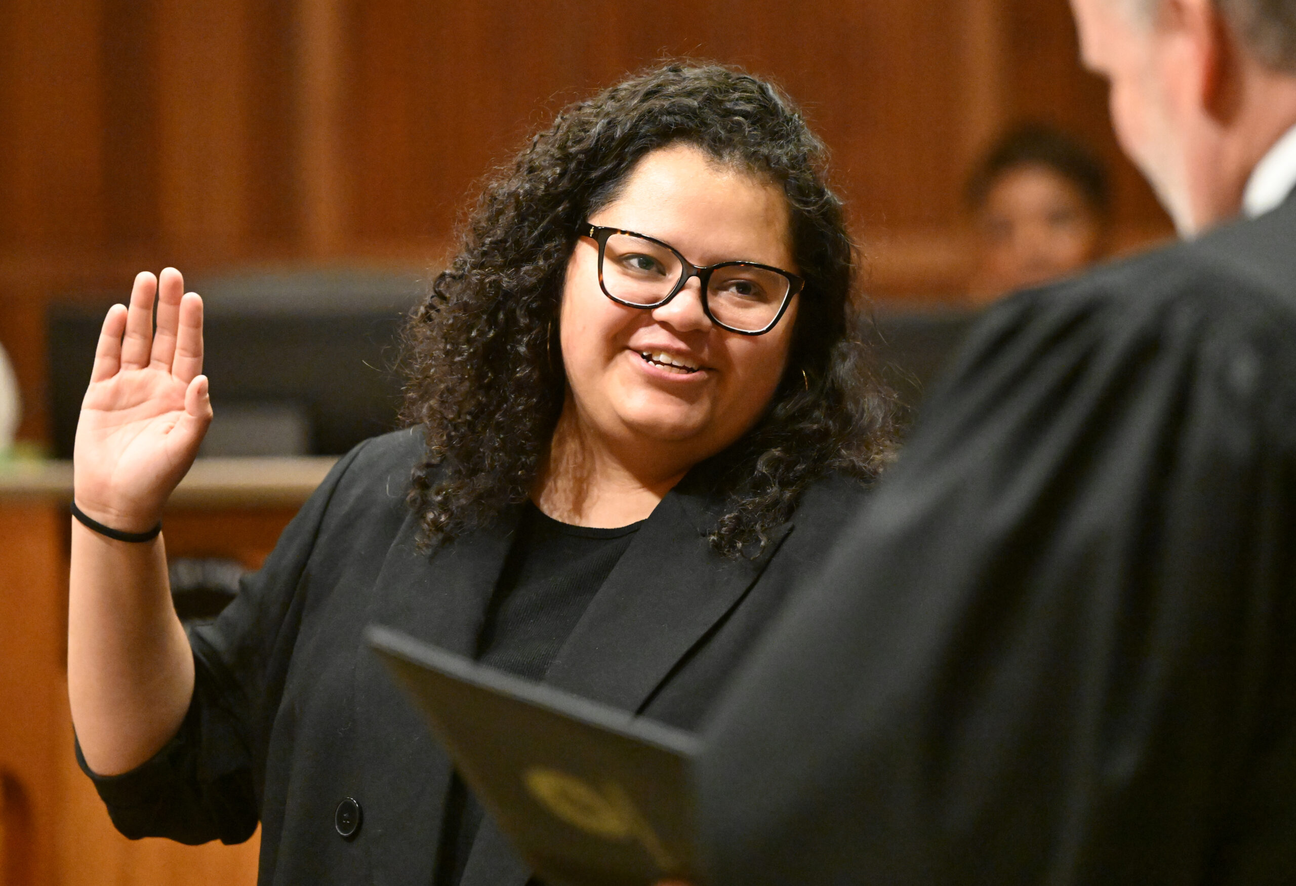 Aurora lawmakers move forward with immigration contract, inspection rules
