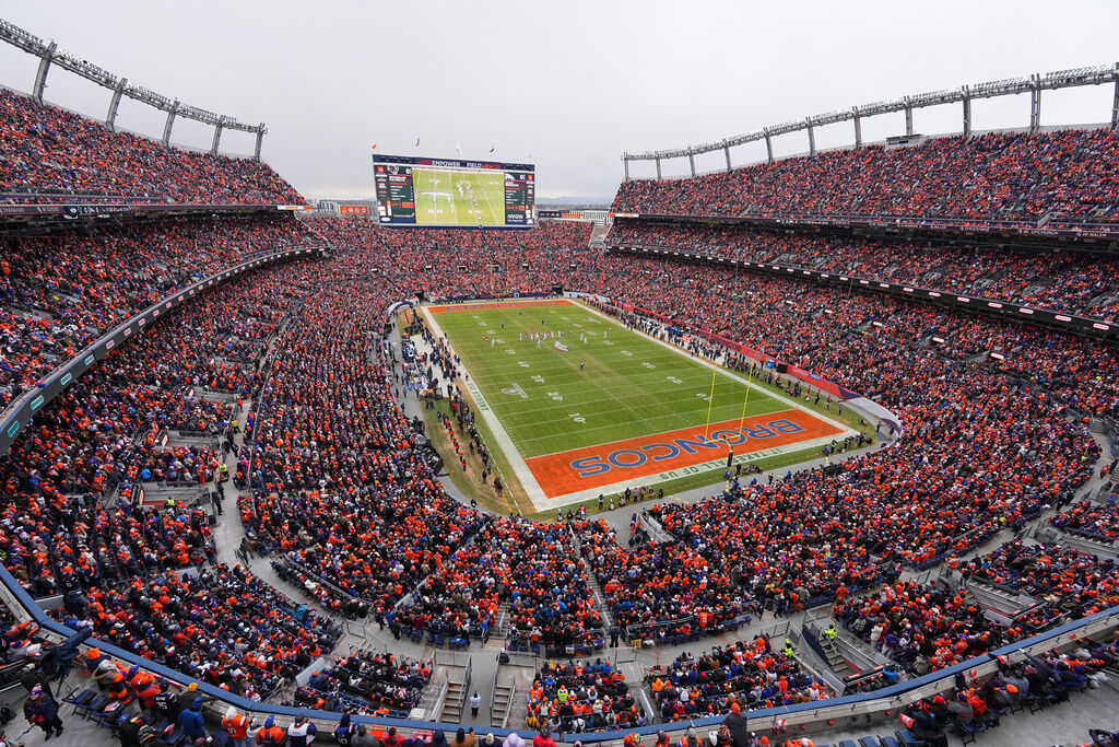 Broncos new stadium: What Denver can learn from 5 NFL retractable roofs
