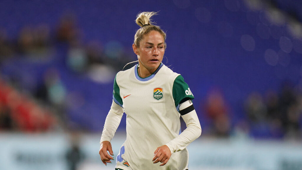 Highlands Ranch product Janine Sonis leads Denver Summit FC to breakthrough moment | NWSL Insider