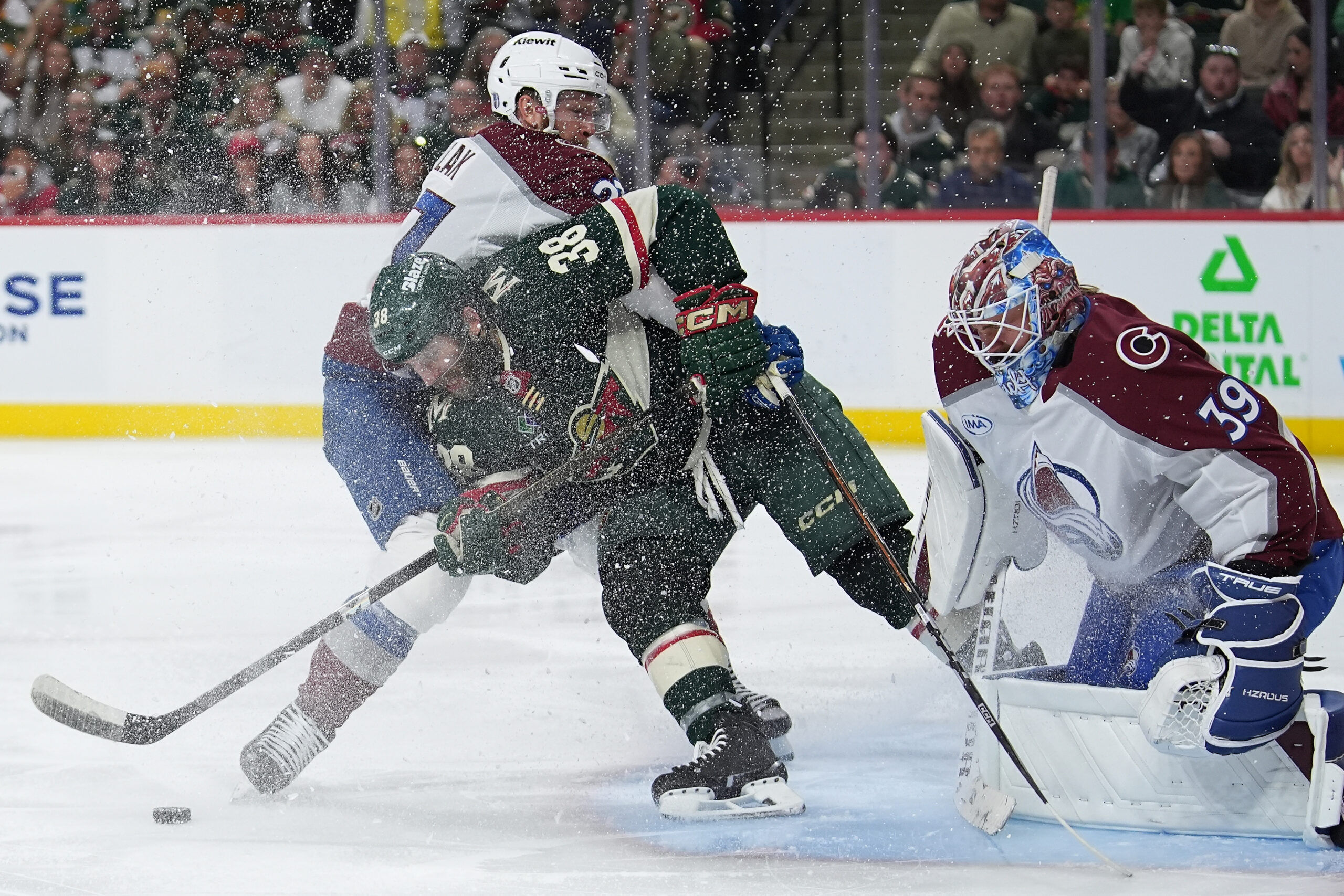 Avalanche drop Game 3 in Minnesota as Wild show ‘more determination’