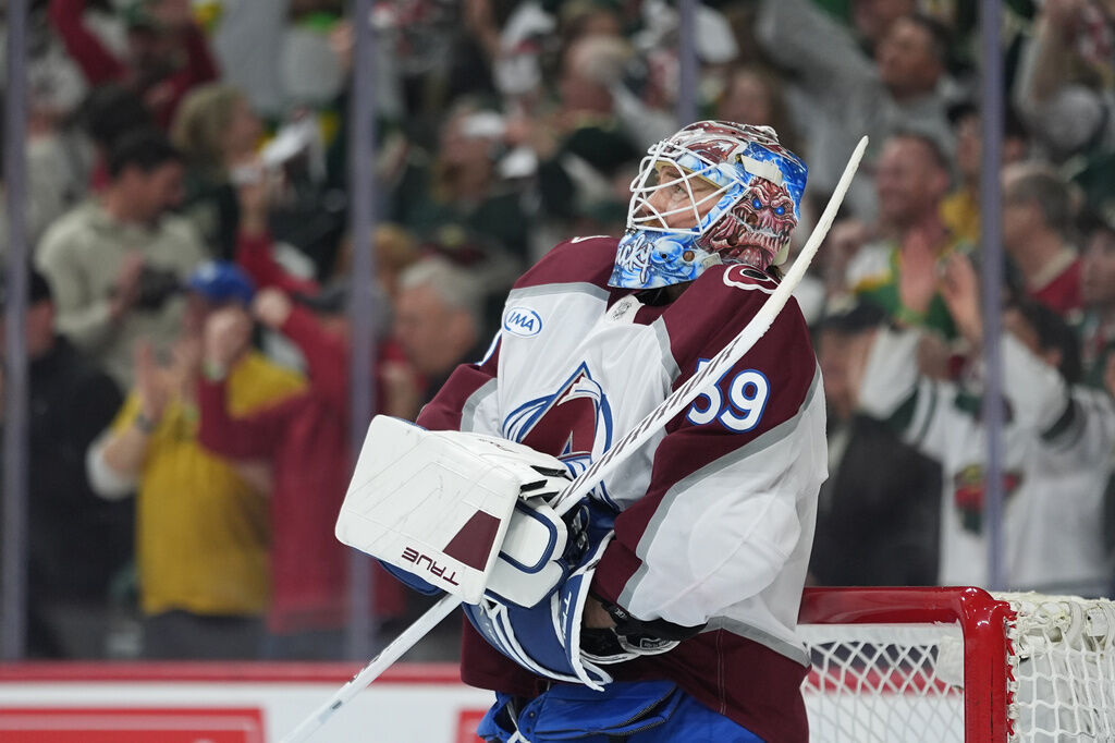 Avalanche learn Nathan MacKinnon’s status, starting goalie for do-or-die Game 4 at Vegas