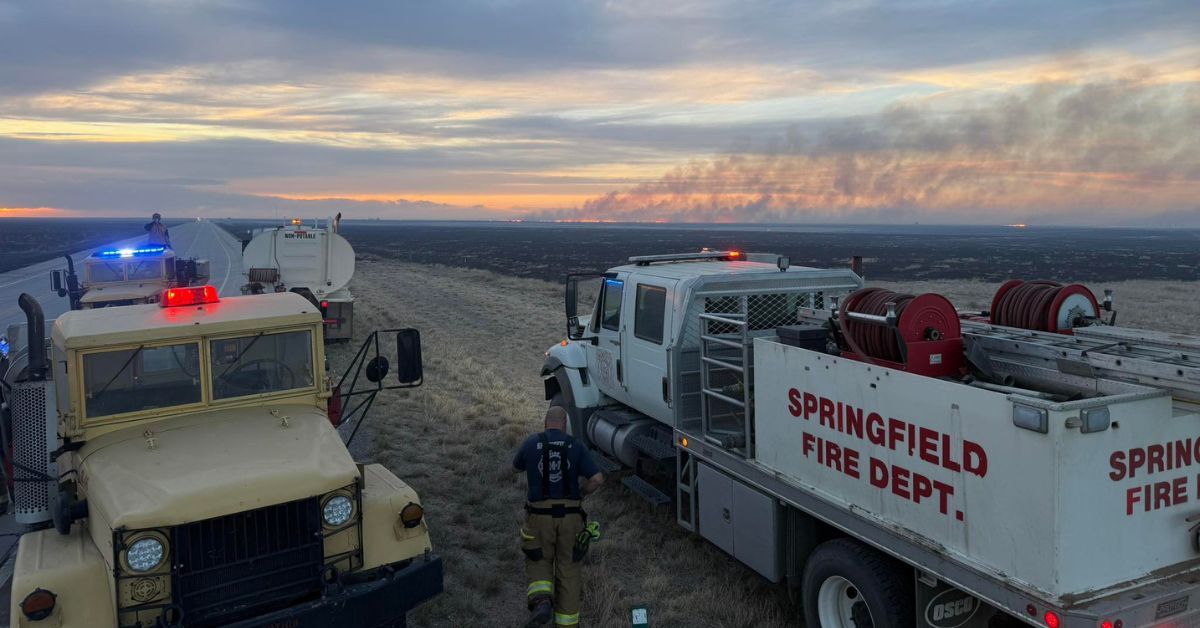 Ash drops visibility in Colorado county as winds hit 28K-acre wildfire