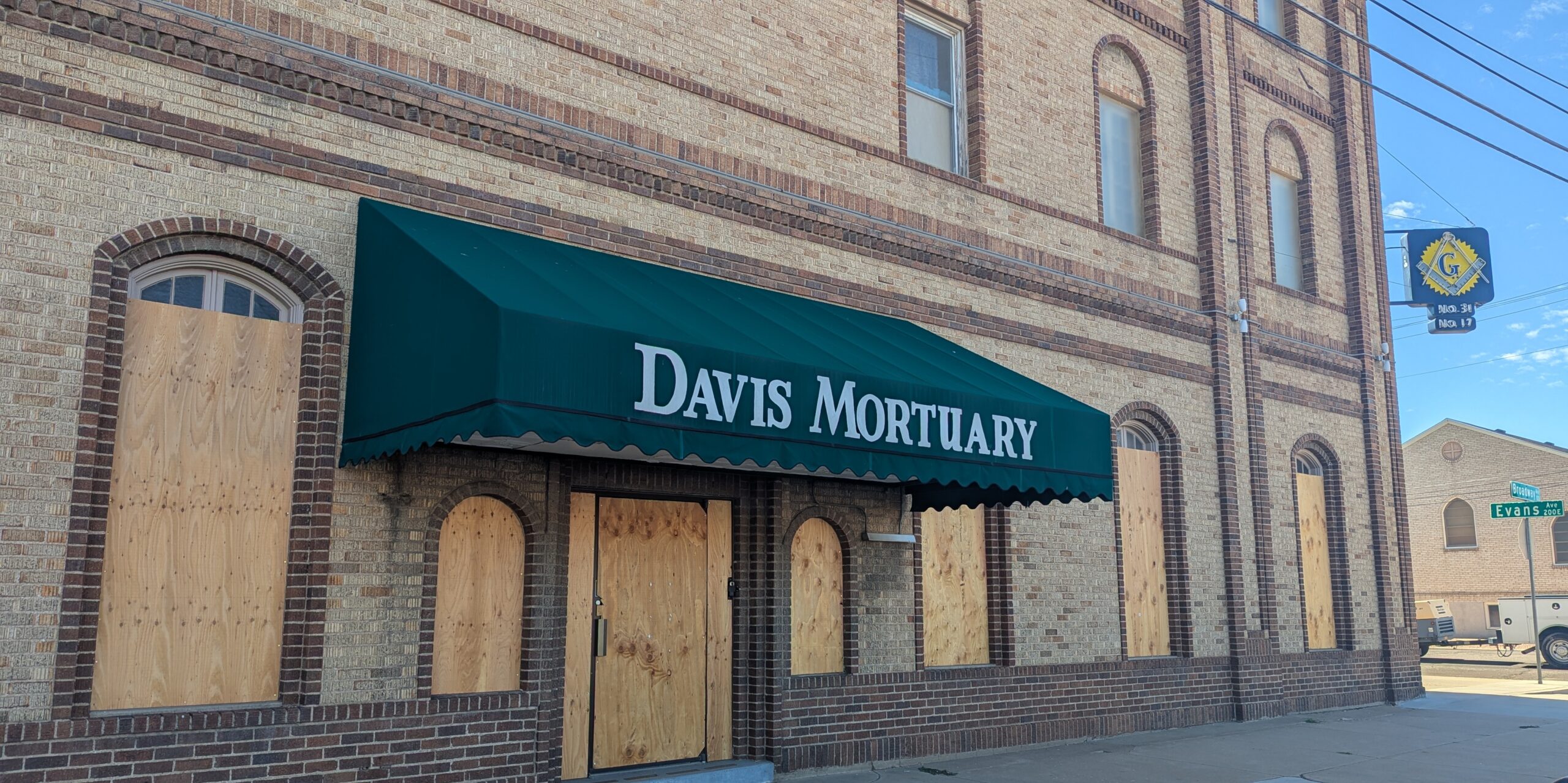 9 more bodies ID’d from Davis Mortuary; 6 remain unidentified