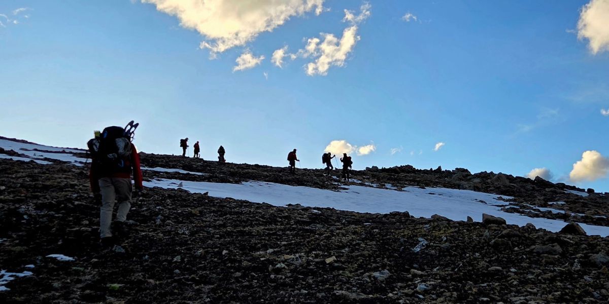 Person falls 200 feet down ice field near summit of Colorado’s tallest peak
