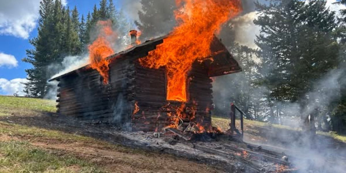 Fire destroys historic cabin behind iconic Colorado ski resort