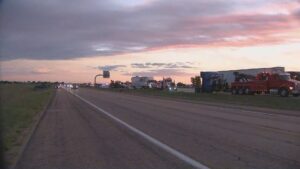 Southbound I-25 closed in Weld County after crash