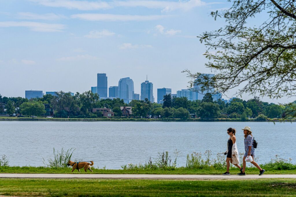 Denver weather: Summerlike temperatures and dry conditions