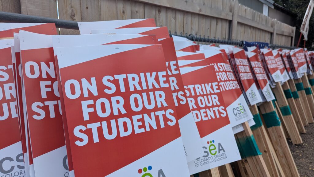 CSEA strike sign