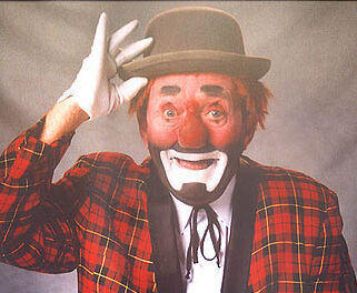 Russell Scott, also known as Blinky the Clown. (Find a Grave)