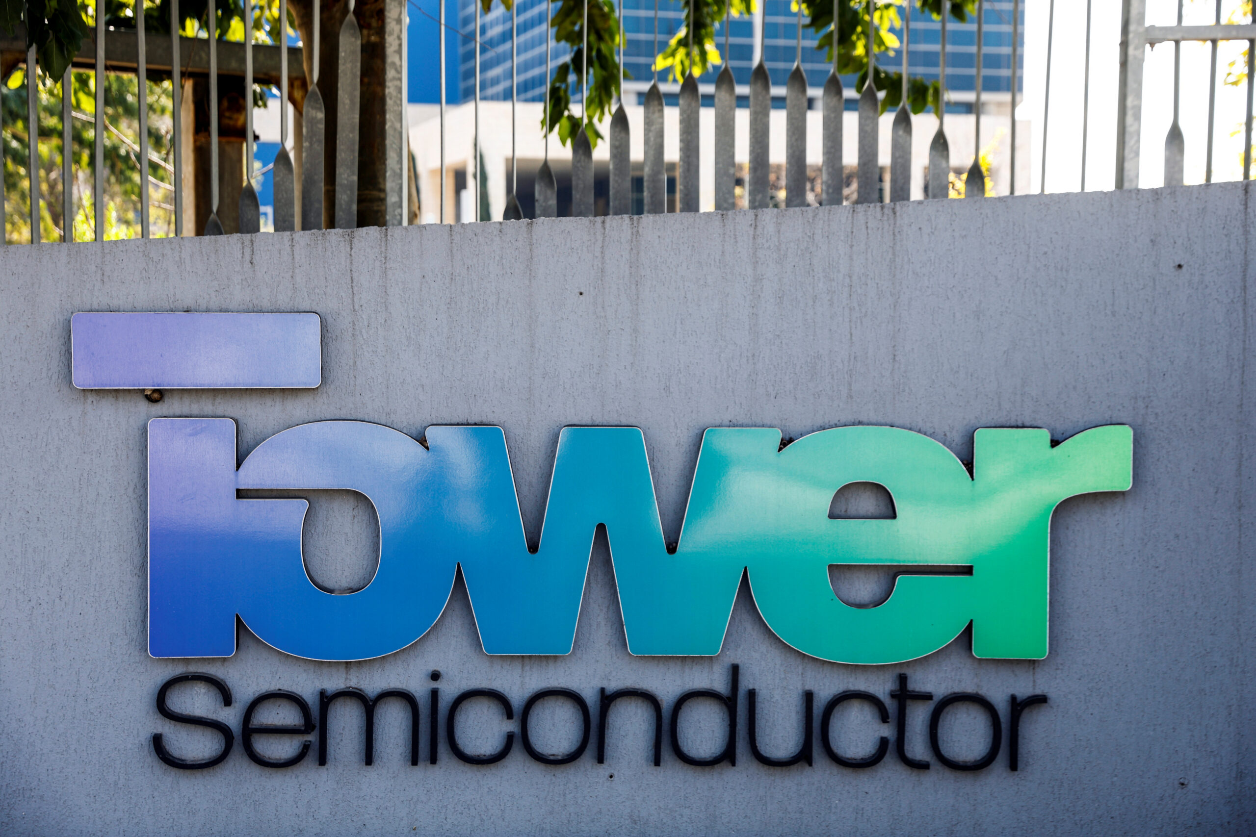Trump blames previous ‘stupid presidents’ for Taiwan stealing ‘our semiconductor factories’