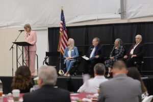 Arapahoe County commissioner incumbents run for re-election