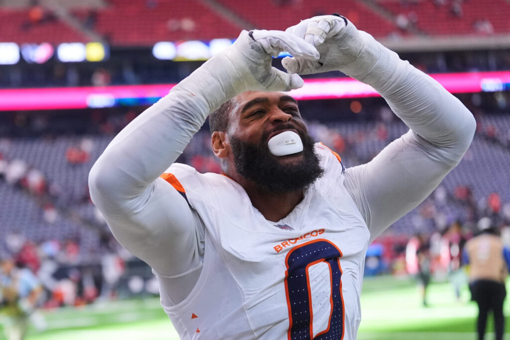 Broncos linebacker Jonathon Cooper arrested on domestic violence charges