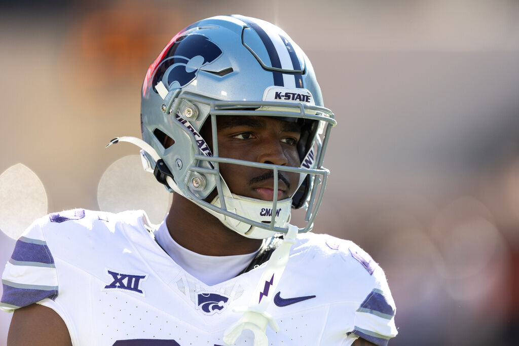 Kansas State cornerback Zashon Rich (25) warms up before an NCAA college football game against Oklahoma State Saturday, Nov. 15, 2025, in Stillwater, Okla. (AP Photo/Mitch Alcala)