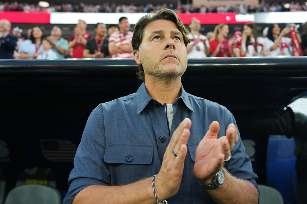United States head coach Mauricio Pochettino stands on the bench prior to the World Cup Group D soccer match between Turkey and the United States in Inglewood, Calif., near Los Angeles, Thursday, June 25, 2026. (AP Photo/Andre Penner)