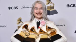Phoebe Bridgers brings phone-free concert tour to Colorado