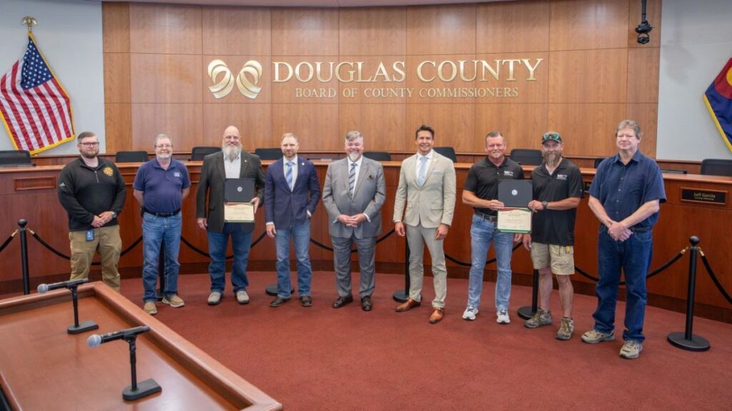 Douglas County dad groups focus on community, service