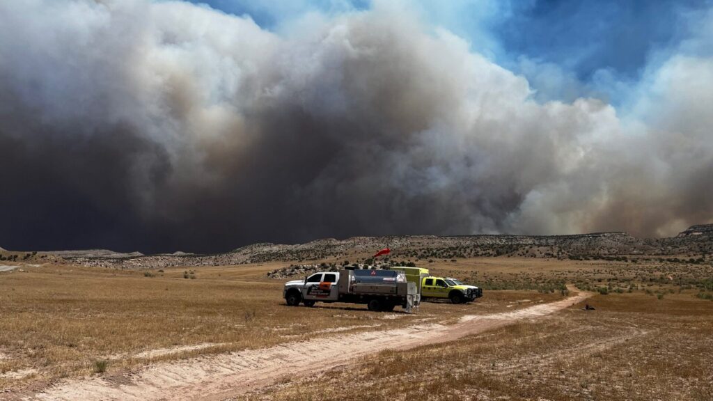 Fire burning near Colorado-Utah state line scorches at least 2,000 acres