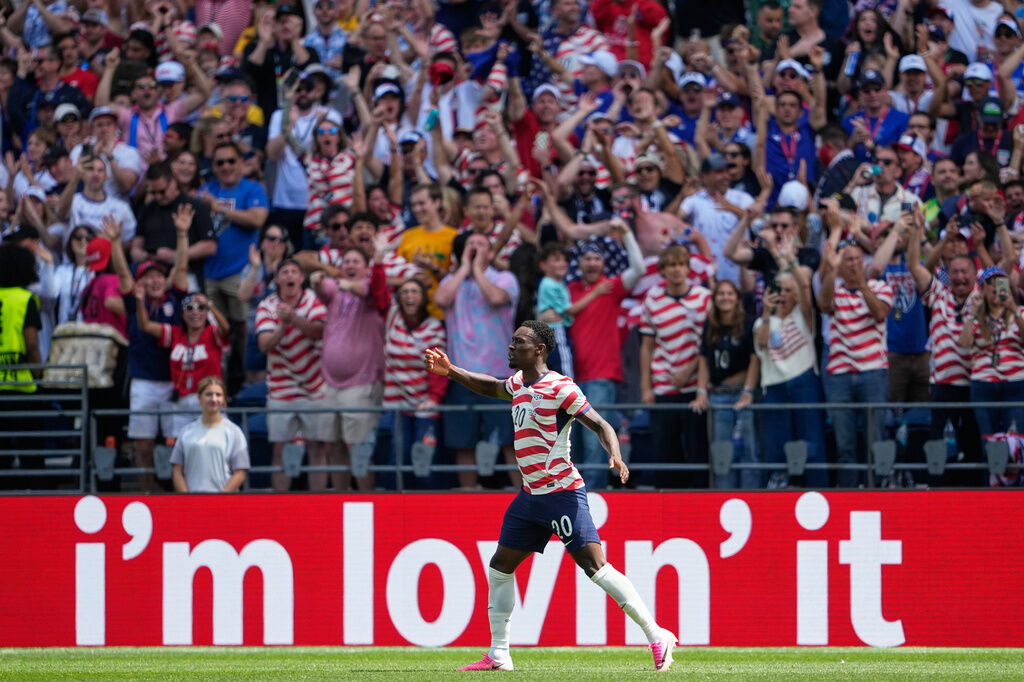 Mark Kiszla: Here’s where USMNT bandwagon can get on a roll out of control