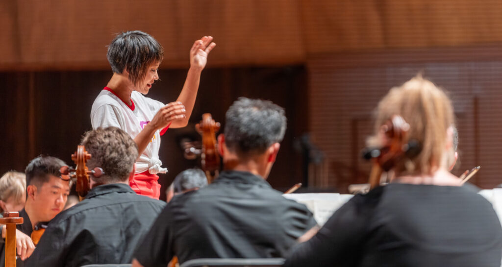Yuja Wang wows Boulder audience with a conductor’s twist