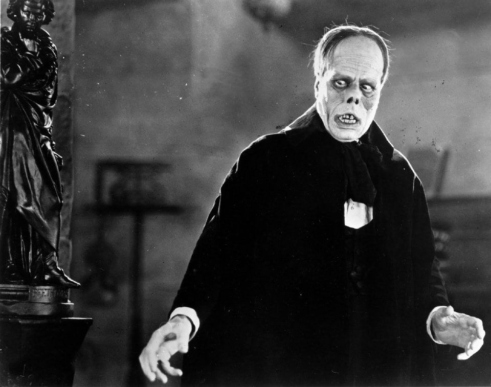 Lon Chaney in "Phantom of the Opera." (File photo)