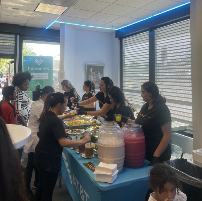 The Aurora AT&T and Human-I-T laptop distribution event also provided free food for community members. (Bethany Johnson, The Denver Gazette).