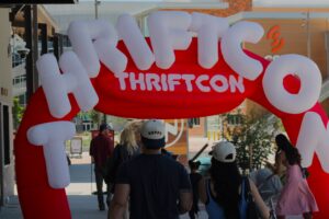 Denver thrifters seek vintage clothing, unique finds at Thrift Con