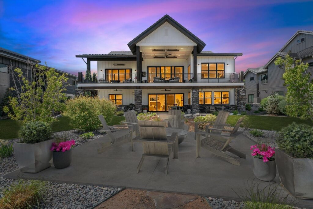 With a PGA tourney this weekend, Berthoud shows a custom ranch near fairways